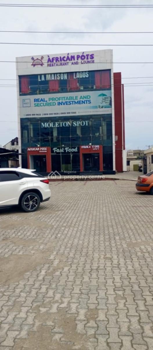300sqm  on 2nd Floor of a 4 Story Building, Before Chevron Traffic Light and Directly on Lekki Expressway, Lekki, Lagos, Office Space for Rent