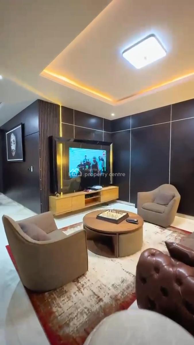 Fully Furnished & Service 2 Bedroom Maisonette, Freedom Way, Lekki Phase 1, Lekki, Lagos, House for Sale