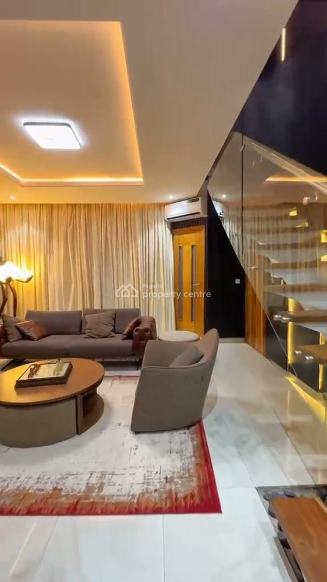 Fully Furnished & Service 2 Bedroom Maisonette, Freedom Way, Lekki Phase 1, Lekki, Lagos, House for Sale