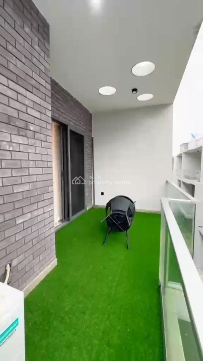 Fully Furnished & Service 2 Bedroom Maisonette, Freedom Way, Lekki Phase 1, Lekki, Lagos, House for Sale