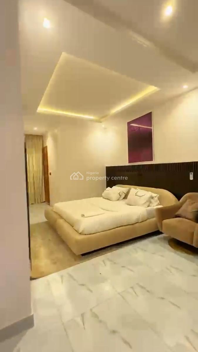 Fully Furnished & Service 2 Bedroom Maisonette, Freedom Way, Lekki Phase 1, Lekki, Lagos, House for Sale