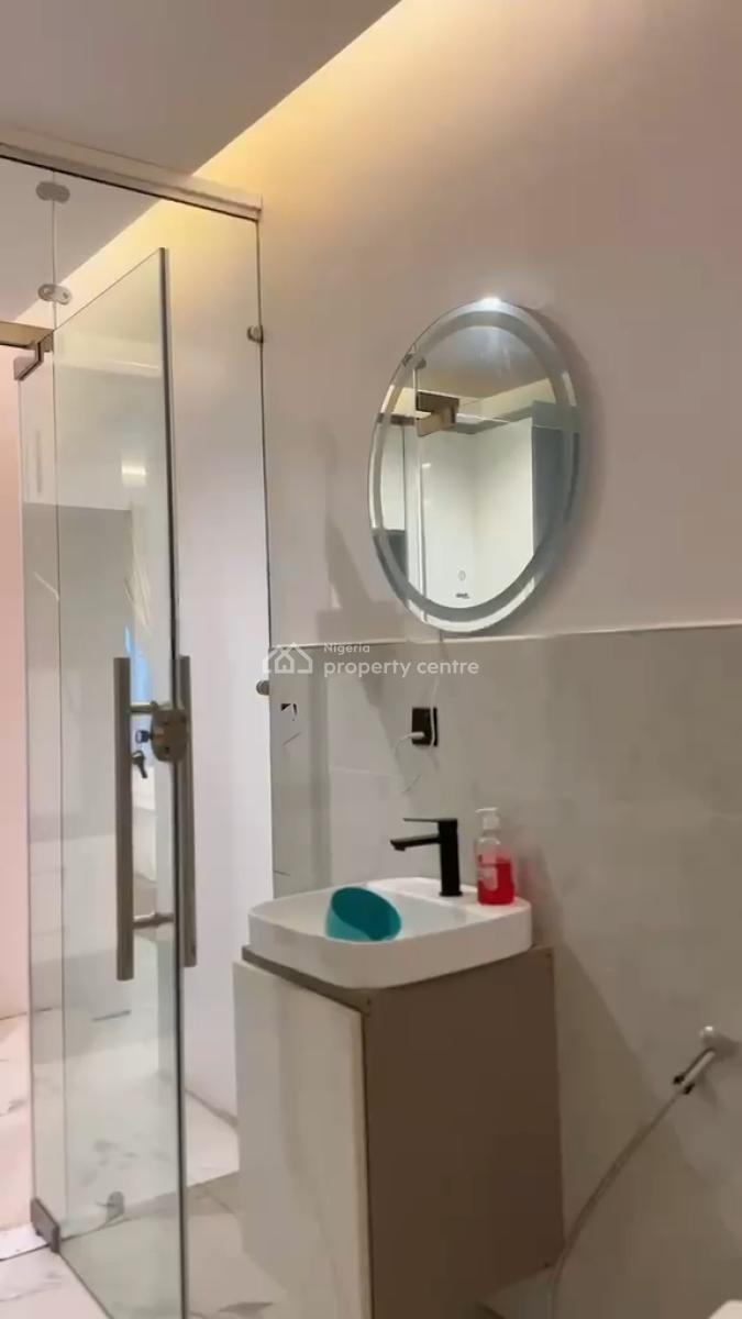 Fully Furnished & Service 2 Bedroom Maisonette, Freedom Way, Lekki Phase 1, Lekki, Lagos, House for Sale