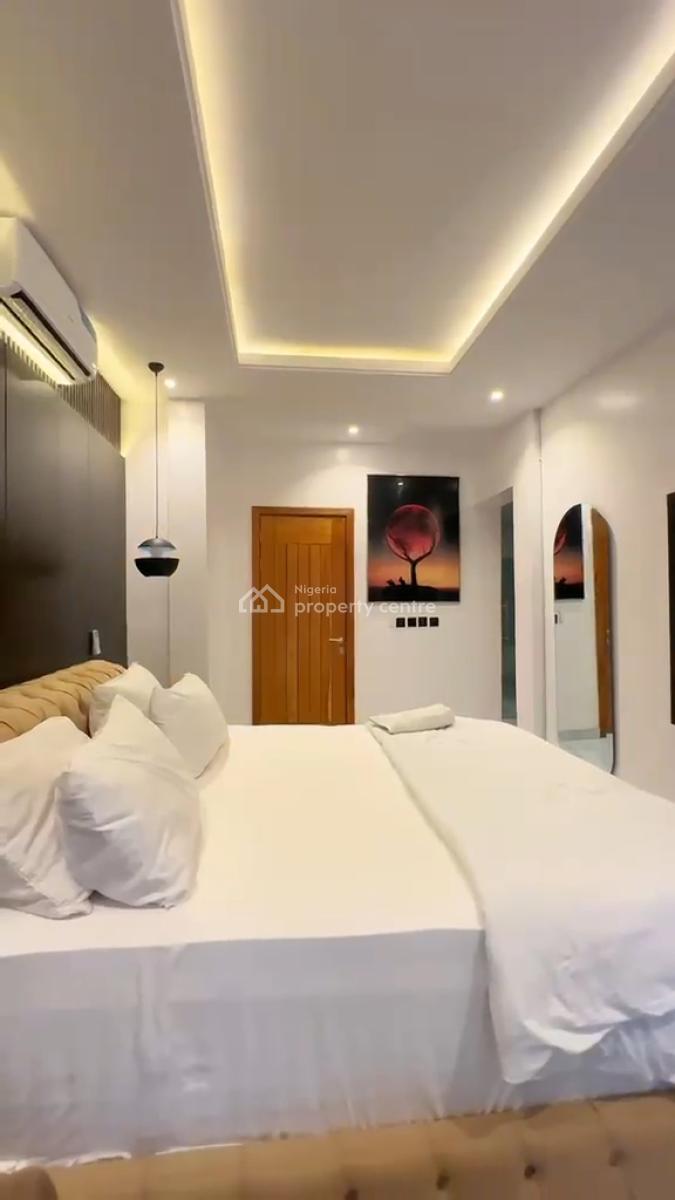 Fully Furnished & Service 2 Bedroom Maisonette, Freedom Way, Lekki Phase 1, Lekki, Lagos, House for Sale