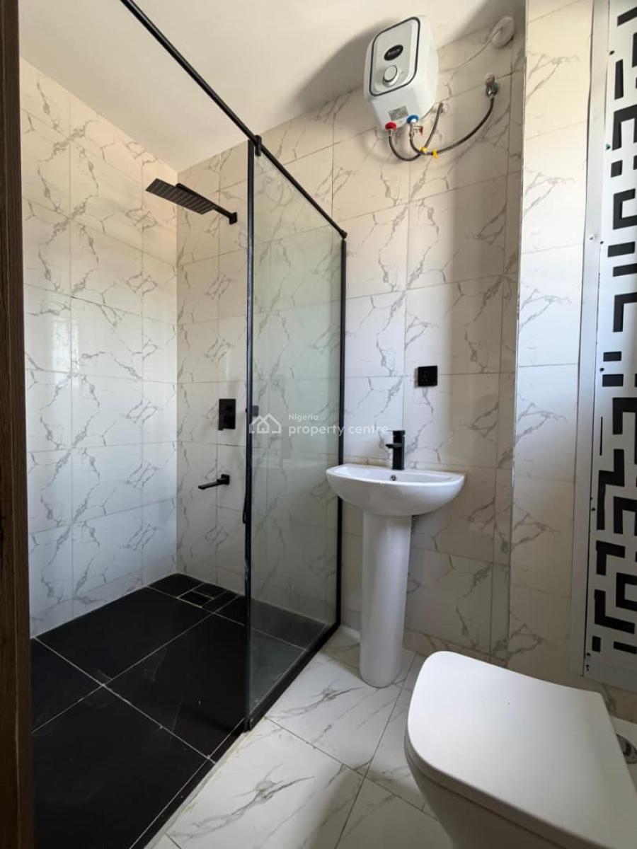 Brand New 2 Bedroom Apartment, Lekki Phase 1, Lekki, Lagos, Flat / Apartment for Sale
