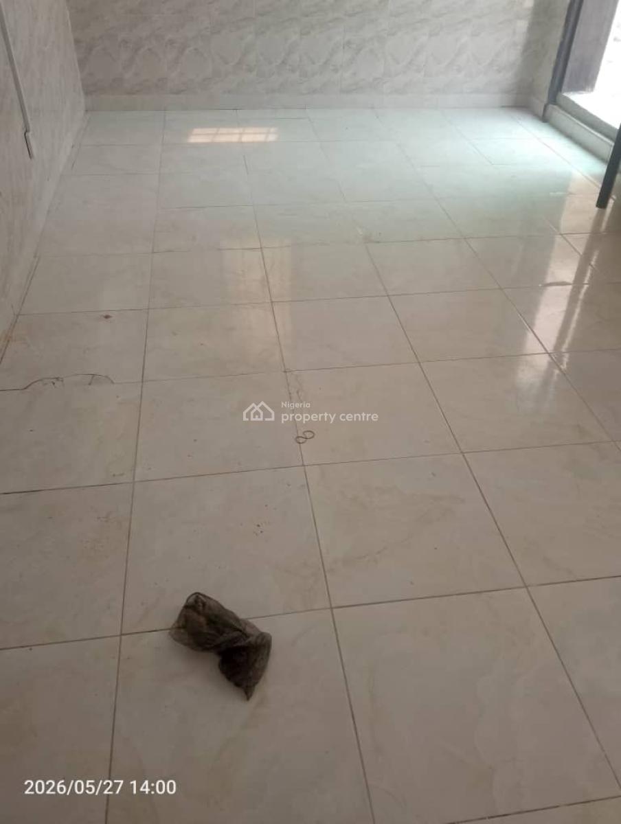 a Self Contain in a Calm Environment and Gated Compound, Off Admiralty Road, Lekki Phase 1, Lekki, Lagos, Flat / Apartment for Rent