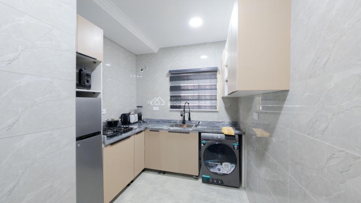Executive 2-bedroom Apartment with Smart Check-in, High-speed Internet, Executive 2-bedroom Apartment with Smart Check-in, High-speed Internet, Lekki Phase 1, Lekki, Lagos, Flat / Apartment Short Let