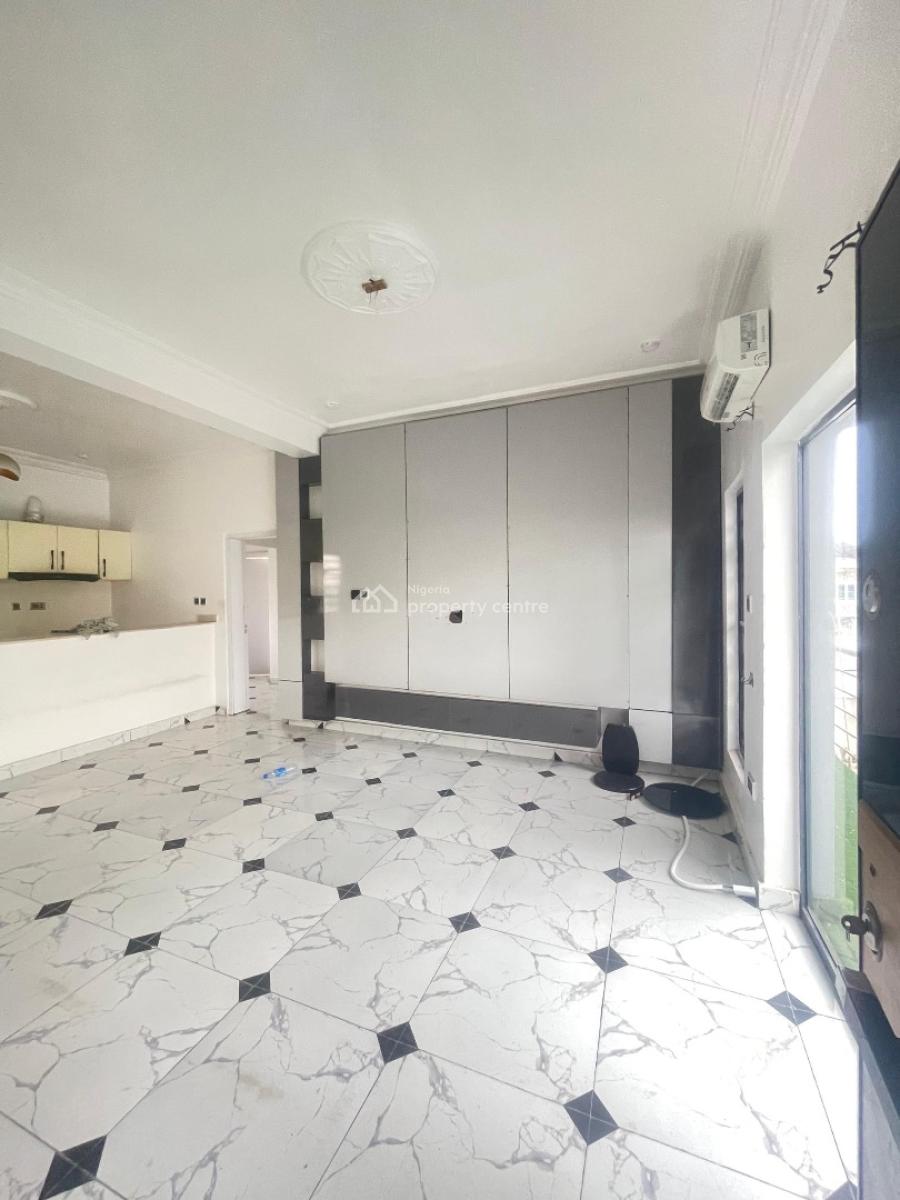 Clean 2 Bedroom Apartment, Orchid Road, Lekki, Lagos, Flat / Apartment for Rent
