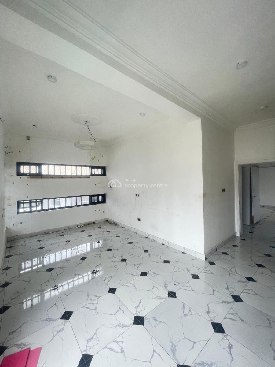 Clean 2 Bedroom Apartment, Orchid Road, Lekki, Lagos, Flat / Apartment for Rent