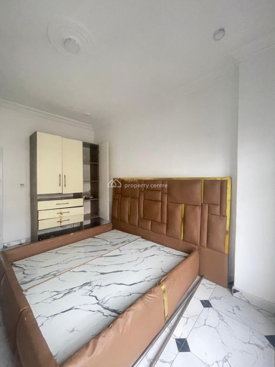 Clean 2 Bedroom Apartment, Orchid Road, Lekki, Lagos, Flat / Apartment for Rent
