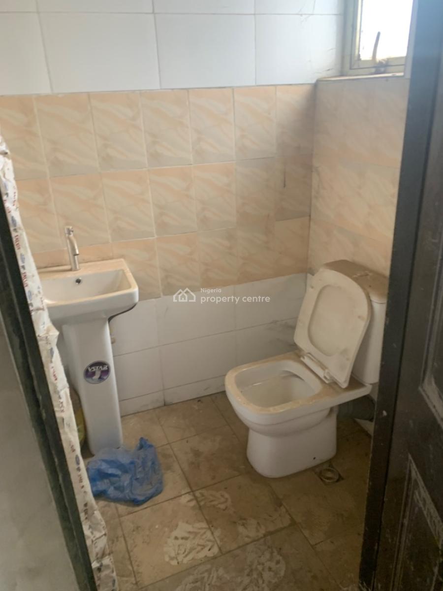 38sqm Shop/office Space on The First Floor, Jabi, Abuja, Jabi, Abuja, Shop for Rent
