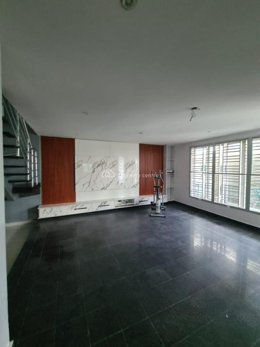 a Serviced  4 Semi-detached  Duplex with a Room Bq, Ikate Elegushi, Lekki, Lagos, Semi-detached Duplex for Rent