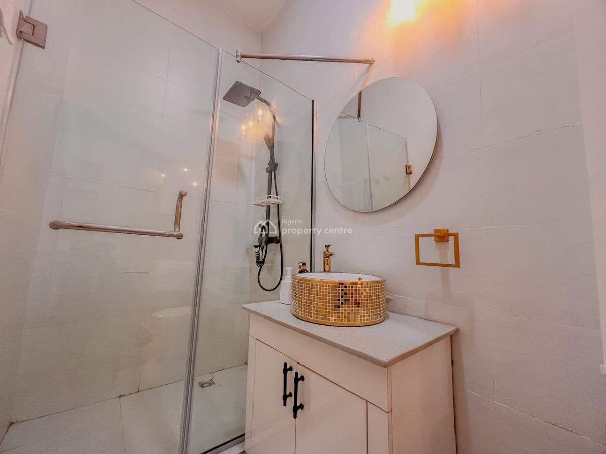 Luxury 3 Bedroom Terrace Apartment with Ps5, Pool, Snooker Board, Gym,, Lekki Phase 1, Lekki, Lagos, Flat / Apartment Short Let