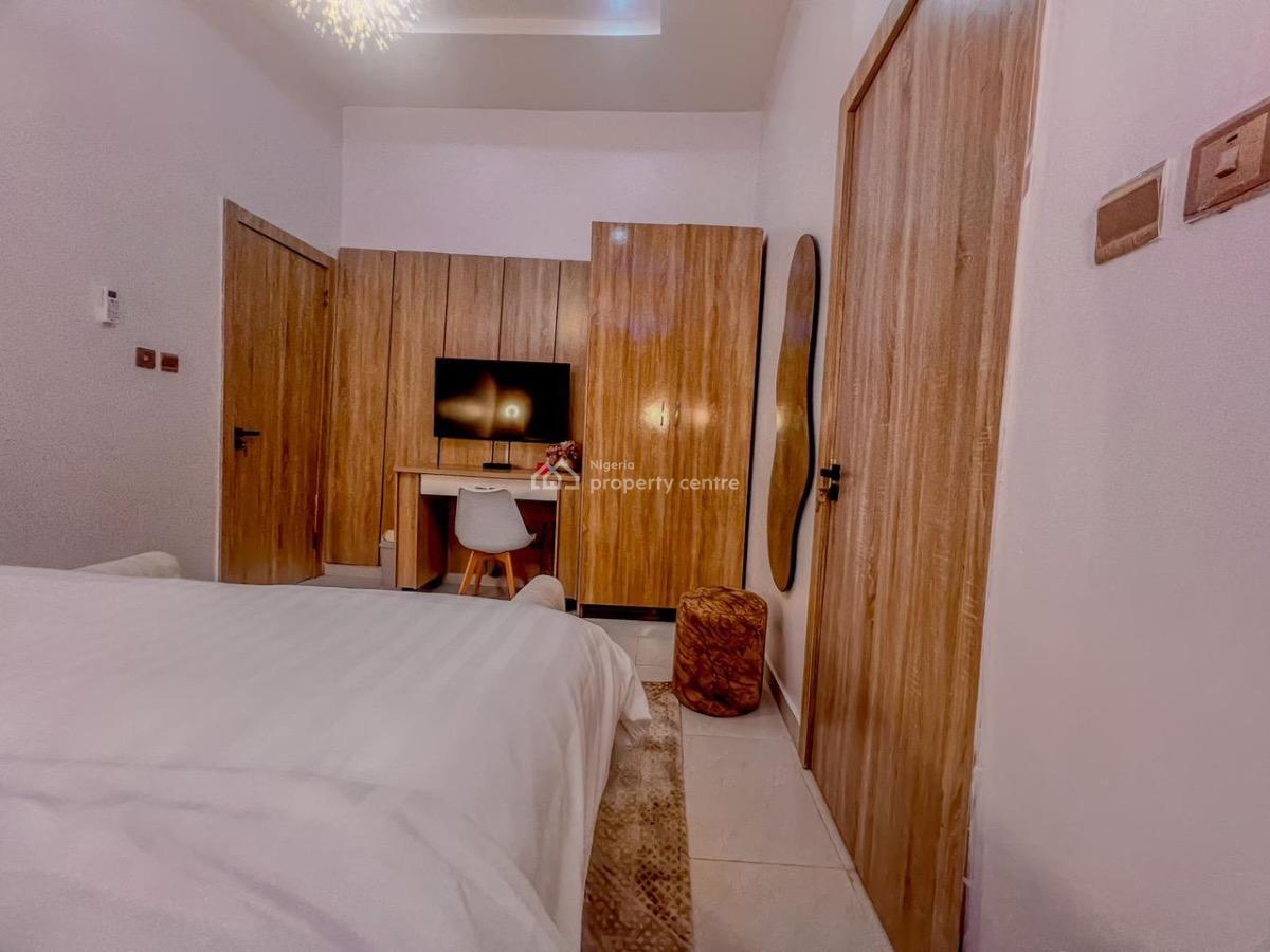 Luxury 3 Bedroom Terrace Apartment with Ps5, Pool, Snooker Board, Gym,, Lekki Phase 1, Lekki, Lagos, Flat / Apartment Short Let