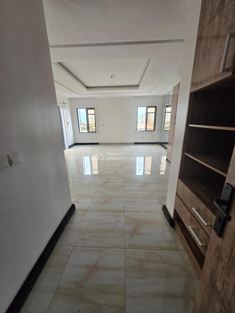 Luxury 3-bedroom Flats with Bq, Off Ajose Adeogun Street, Victoria Island (vi), Lagos, Block of Flats for Sale
