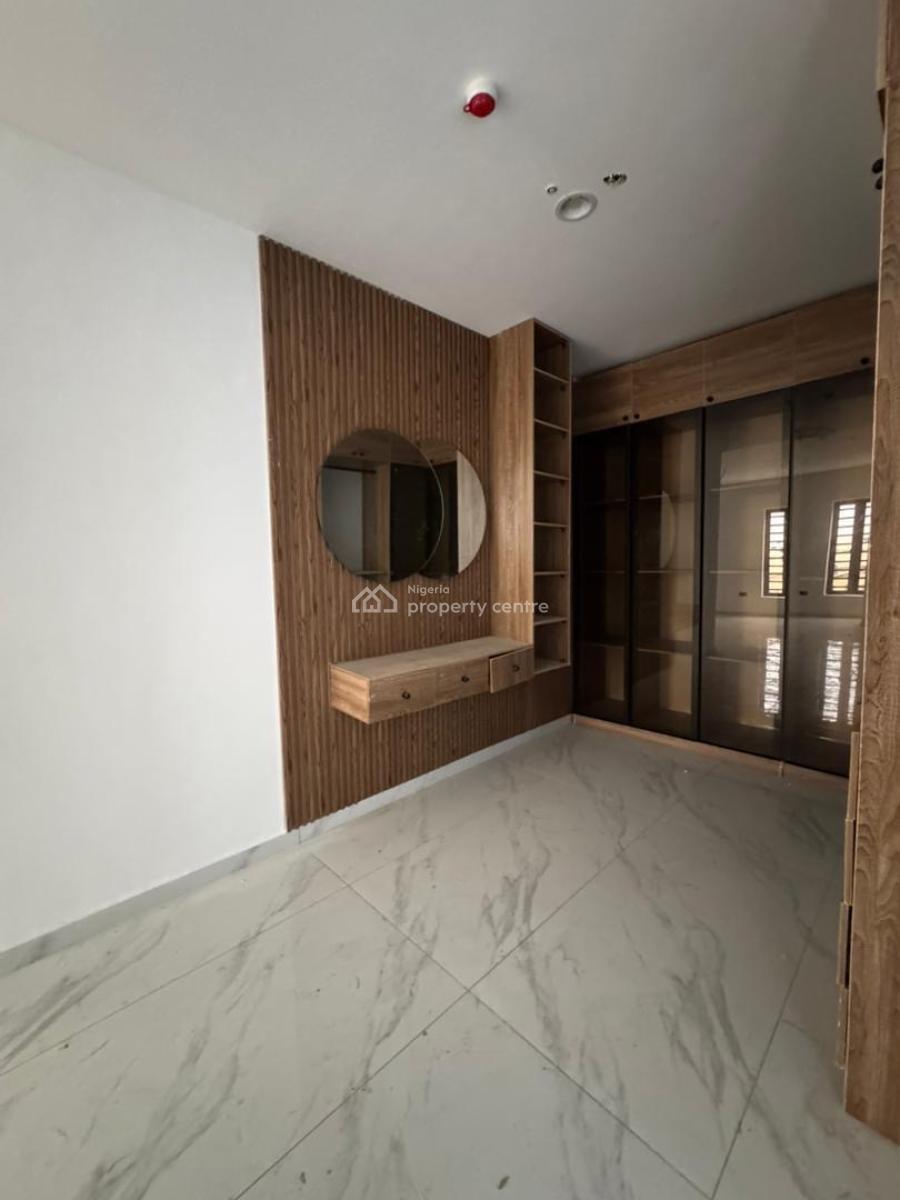 Breathtaking 3 Bedroom Apartment Plus Bq, Ikeja Gra, Ikeja, Lagos, Block of Flats for Sale