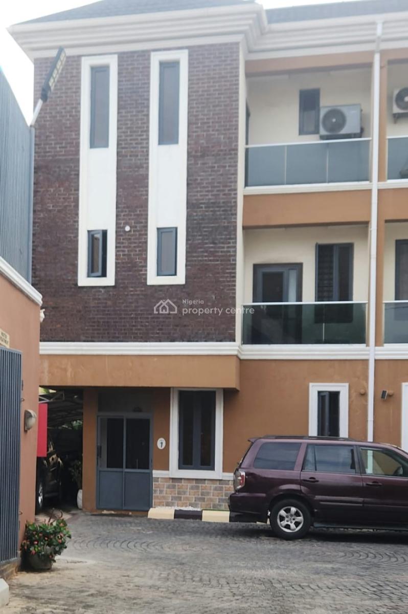 Fully Serviced and Tastefully Finished 5 Bedroom Duplex, Osapa, Lekki, Lagos, Terraced Duplex for Rent