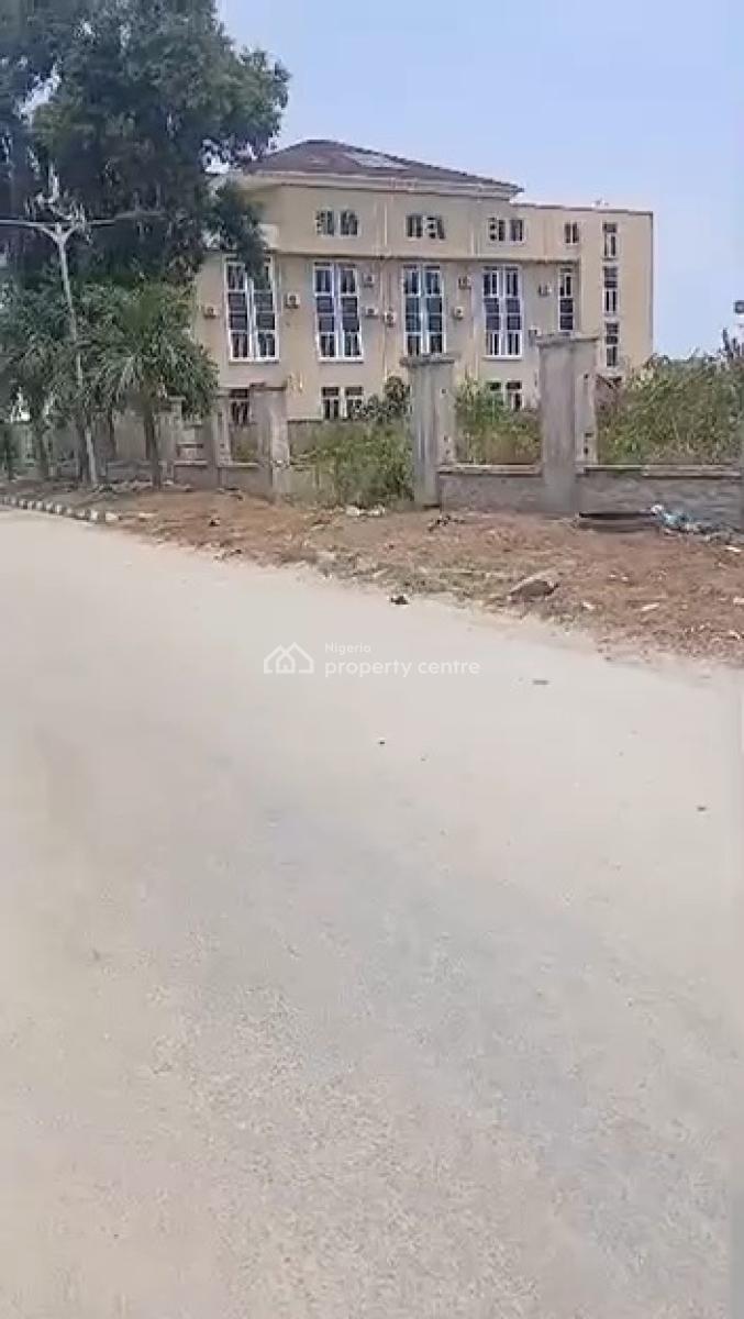 Land Facing The Express Measuring 2,900sqms, Ikota Lekki Lagos, Ikota, Lekki, Lagos, Commercial Land for Sale