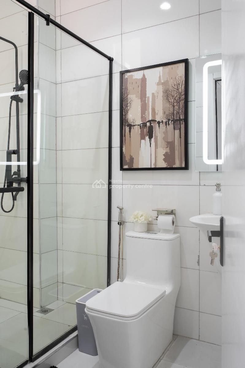 2 Bedroom Apartment, Durosinmi-etti, Lekki Phase 1, Lekki, Lagos, Flat / Apartment Short Let