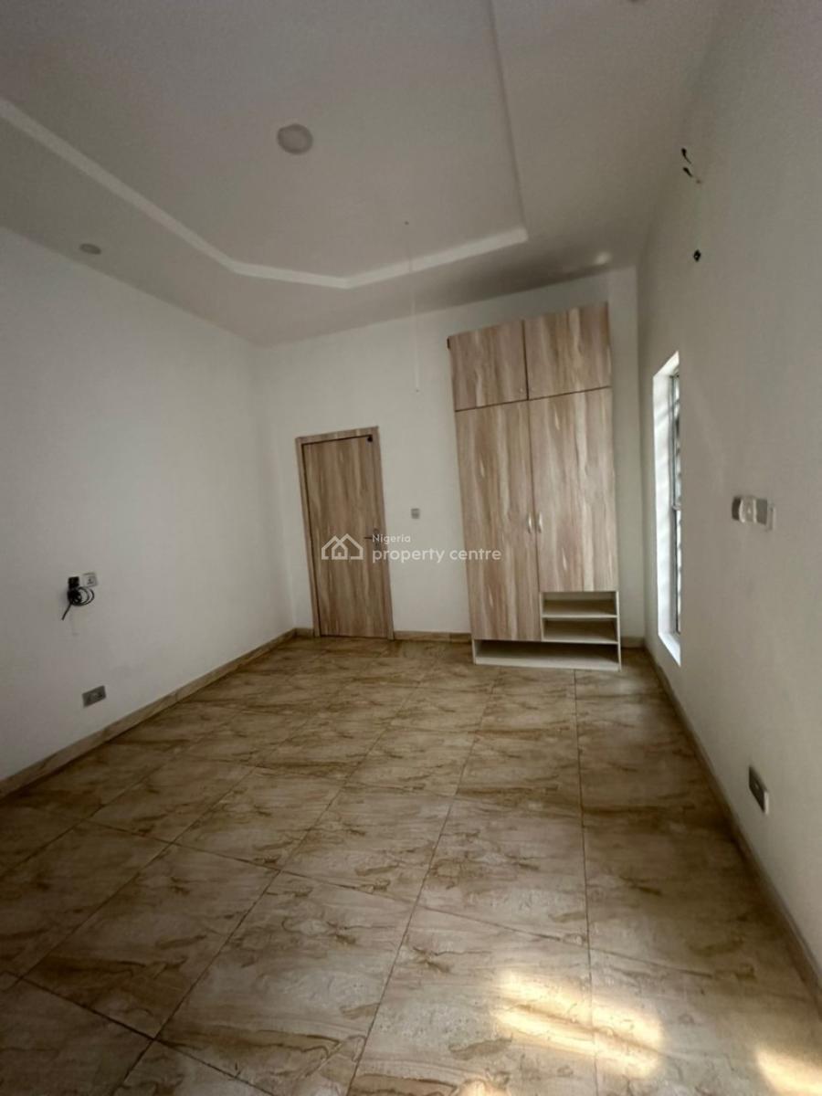 Single Room Upstairs in a Shared Apartment, Lekki, Lagos, Self Contain (single Rooms) for Rent