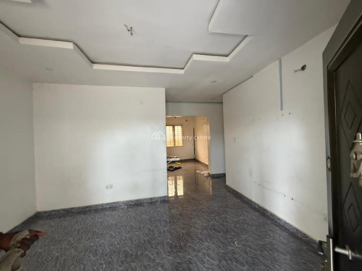 Spacious 2 Bedroom Apartment, Jahi, Abuja, Flat / Apartment for Rent