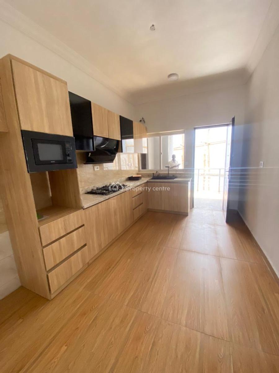 Brand New 2 Bedroom Service Maisonette Apartment with Bq, Lekki Phase 1, Lekki, Lagos, Flat / Apartment for Sale