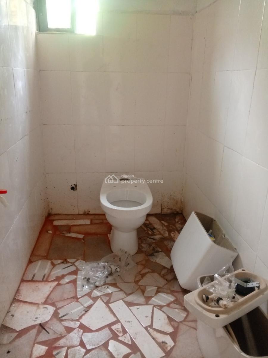 Room Selfcon, Mobolaji Bank Anyhony, Ikeja, Lagos, Self Contain (single Rooms) for Rent