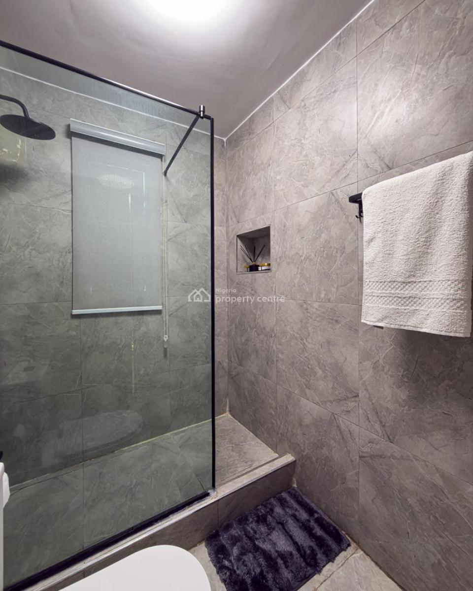 1 Bedroom Luxury Apartment, Admiralty Way, Lekki Phase 1, Lekki, Lagos, Flat / Apartment Short Let