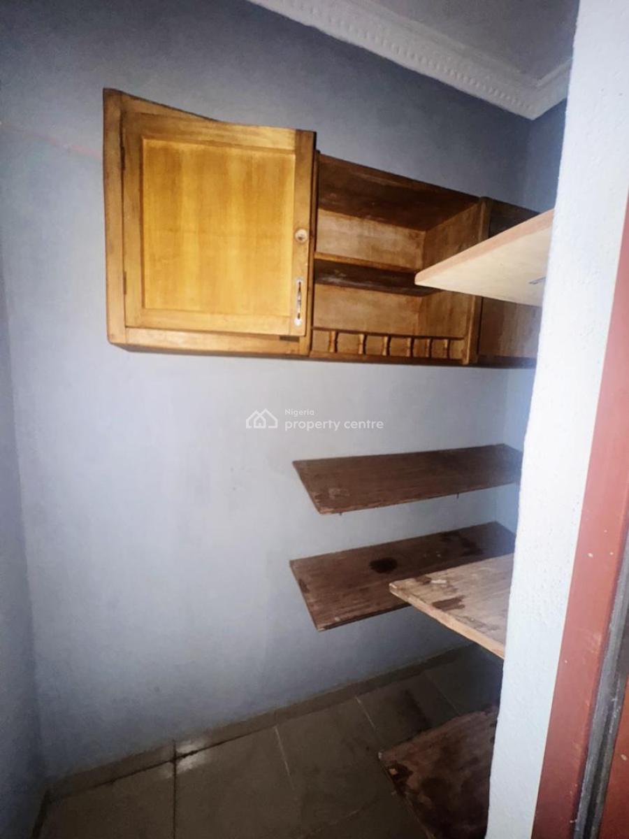 3 Bedroom Flat Upstairs, Thomas Estate, Ajah, Lagos, Flat / Apartment for Rent