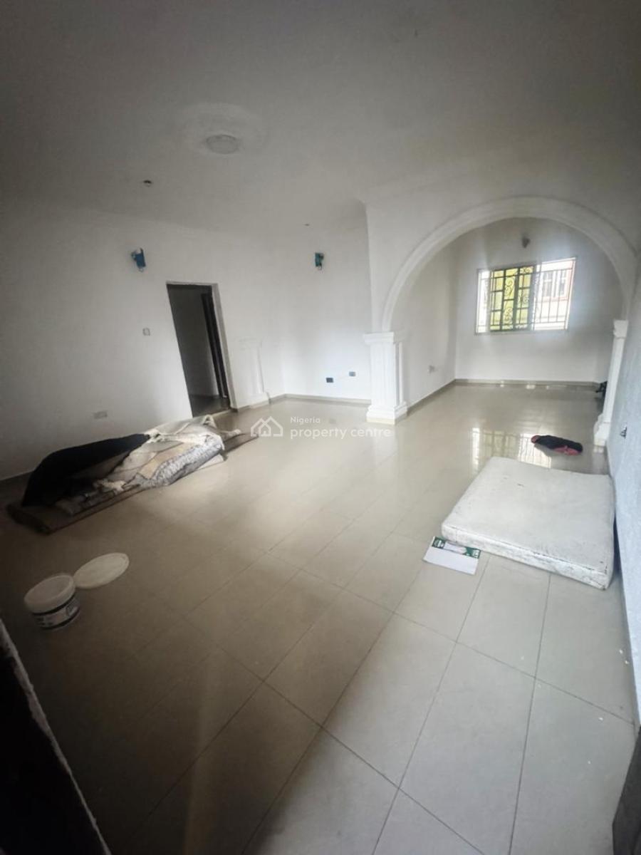 3 Bedroom Flat Upstairs, Thomas Estate, Ajah, Lagos, Flat / Apartment for Rent