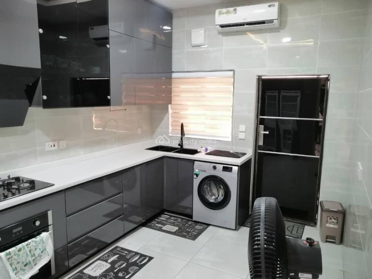 Fully Furnished  4 Bedroom Terrace with Modern Finishing, Victoria Island (vi), Lagos, Flat / Apartment for Sale