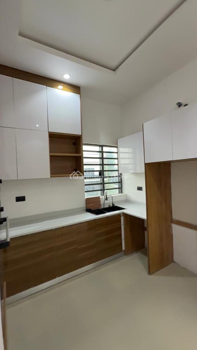 2 Bedroom Apartment at Ikeja Gra, Ikeja Gra, Ikeja, Lagos, Flat / Apartment for Sale