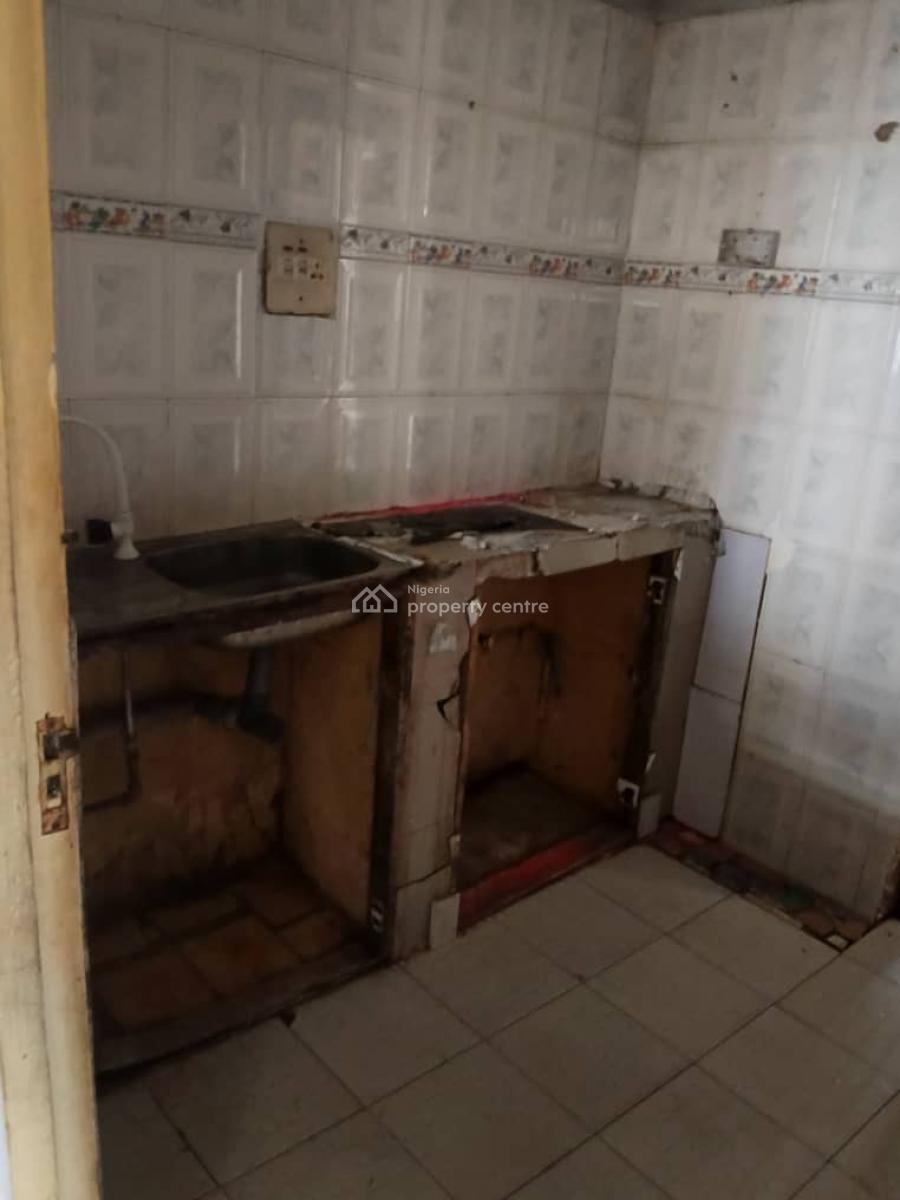2 Bedroom Flat, Ishawo Town Via Agric Bus Stop Ikorodu, Isawo, Ikorodu, Lagos, Flat / Apartment for Rent