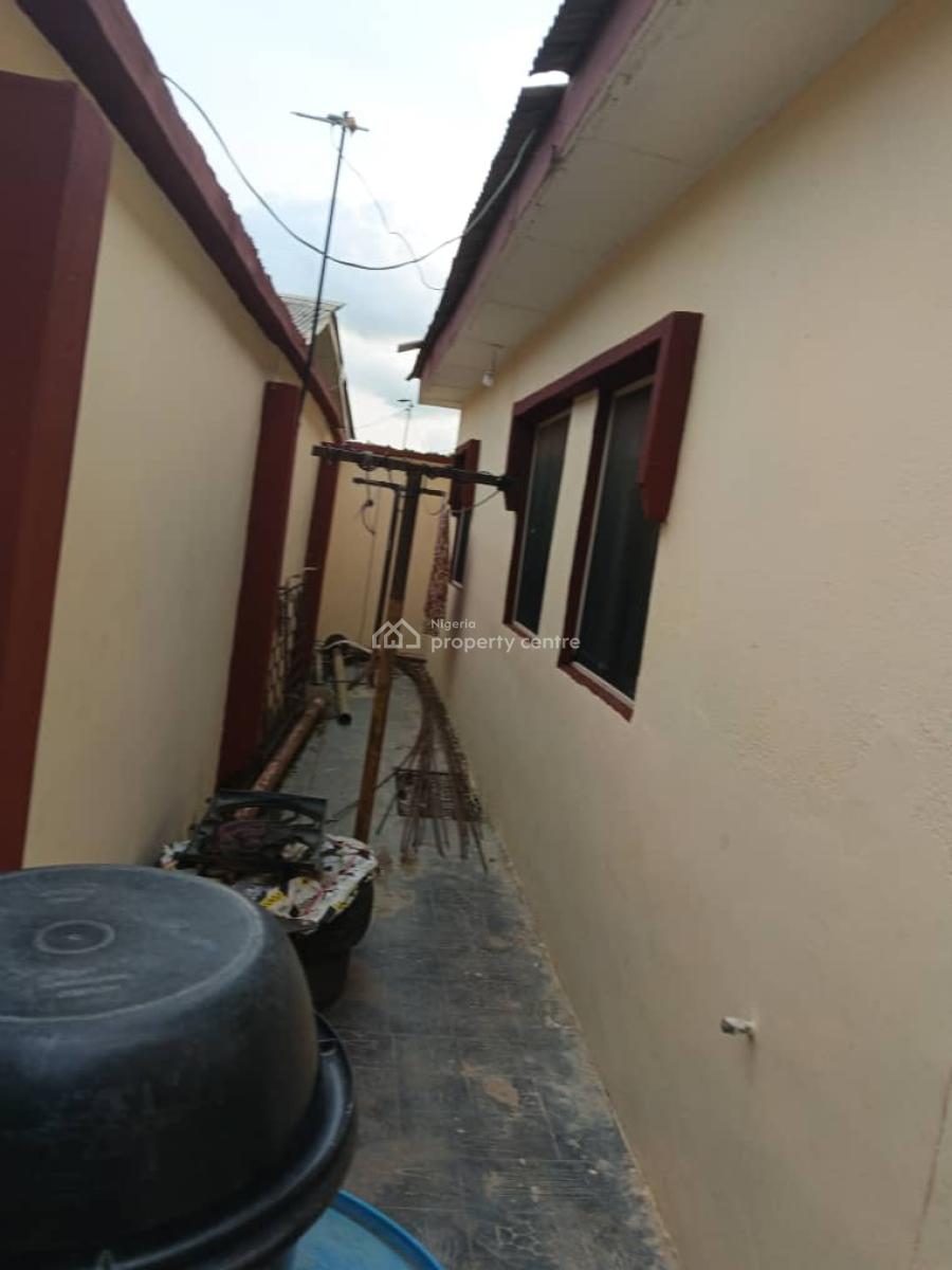 2 Bedroom Flat, Ishawo Town Via Agric Bus Stop Ikorodu, Isawo, Ikorodu, Lagos, Flat / Apartment for Rent