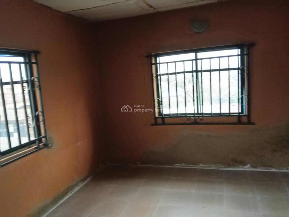 Spacious 2 Bedroom Flat, Ishawo Town Via Agric Bus Stop Ikorodu, Isawo, Ikorodu, Lagos, Flat / Apartment for Rent