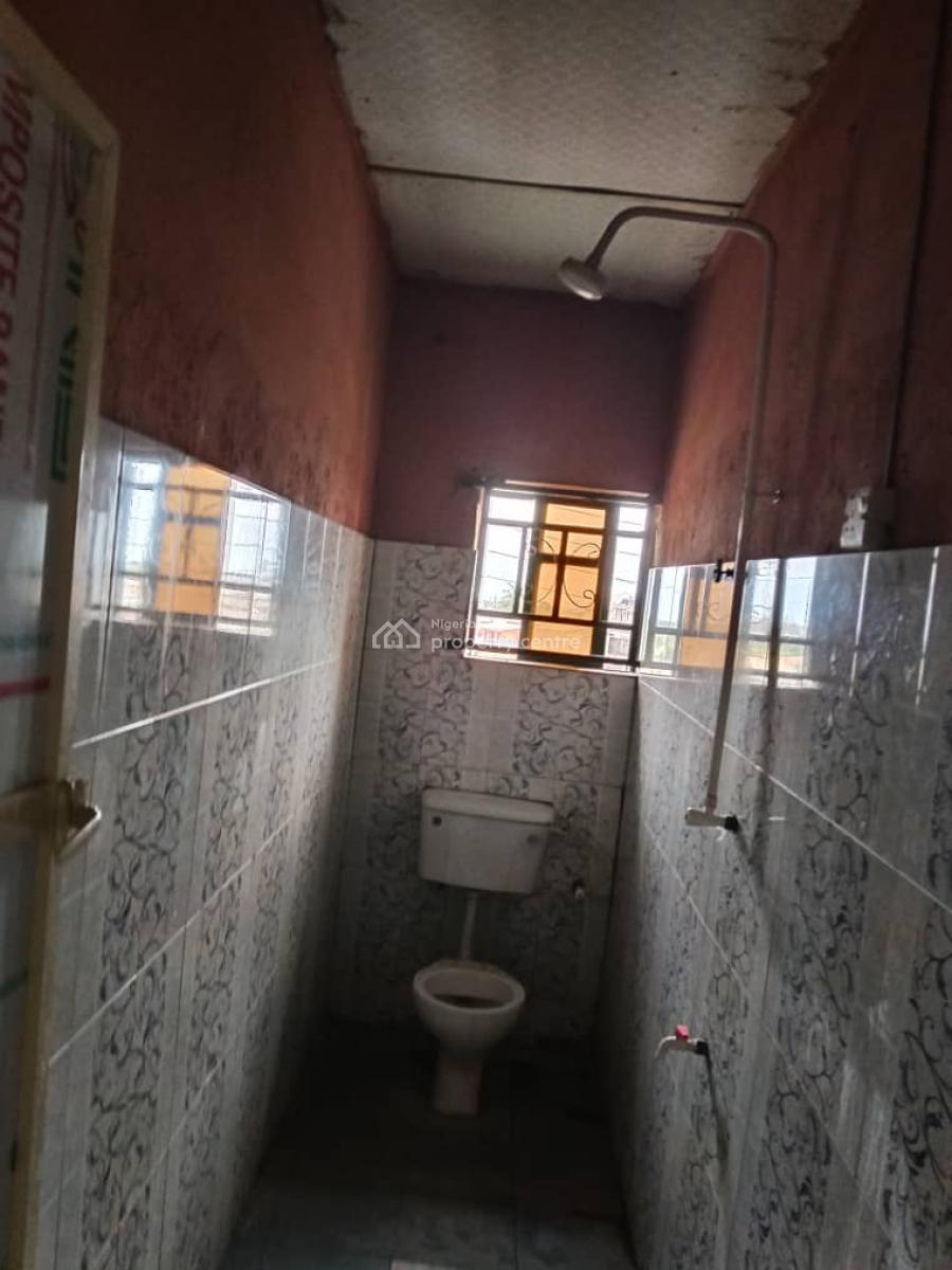 Spacious 2 Bedroom Flat, Ishawo Town Via Agric Bus Stop Ikorodu, Isawo, Ikorodu, Lagos, Flat / Apartment for Rent