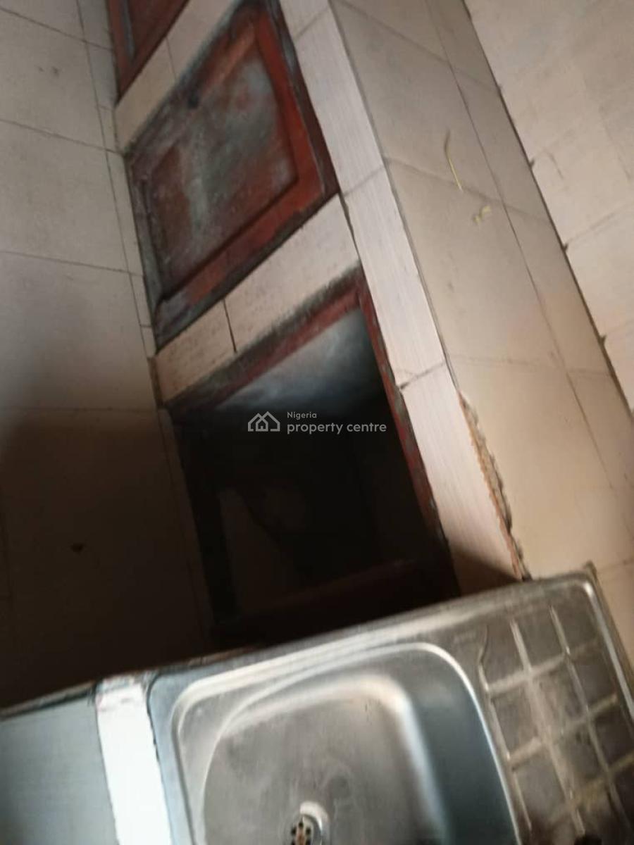 Spacious 2 Bedroom Flat, Ishawo Town Via Agric Bus Stop Ikorodu, Isawo, Ikorodu, Lagos, Flat / Apartment for Rent
