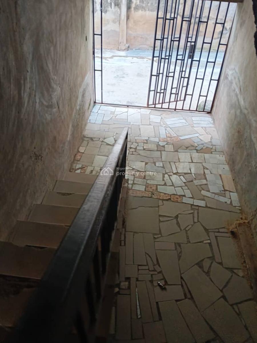 Spacious 2 Bedroom Flat, Ishawo Town Via Agric Bus Stop Ikorodu, Isawo, Ikorodu, Lagos, Flat / Apartment for Rent