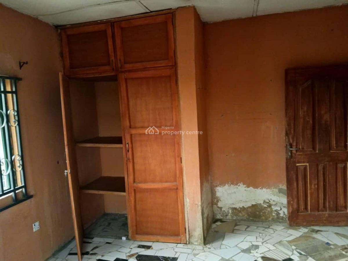 Spacious 2 Bedroom Flat, Ishawo Town Via Agric Bus Stop Ikorodu, Isawo, Ikorodu, Lagos, Flat / Apartment for Rent