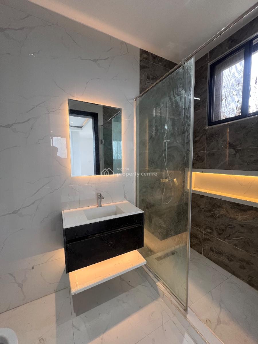 Luxury 4 Bedroom Maisonette, Banana Island Road, Banana Island, Ikoyi, Lagos, Flat / Apartment for Sale