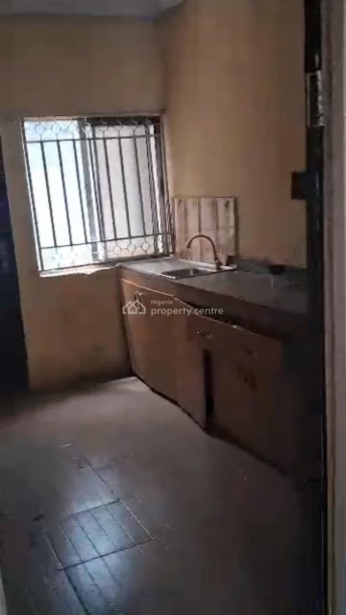 Decent & Spacious 2 Bedroom Apartment, Off Awolowo Way, Ikeja, Lagos, Flat / Apartment for Rent