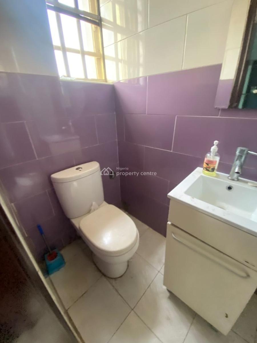 Well Maintained 5 Bedroom Terraced Duplex, Gra Phase 1, Magodo, Lagos, Terraced Duplex for Rent