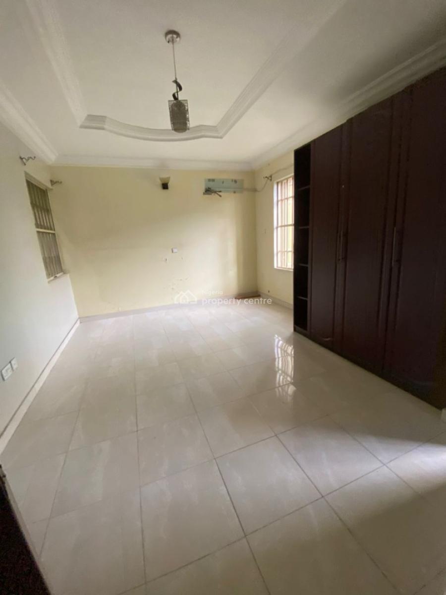 Well Maintained 5 Bedroom Terraced Duplex, Gra Phase 1, Magodo, Lagos, Terraced Duplex for Rent