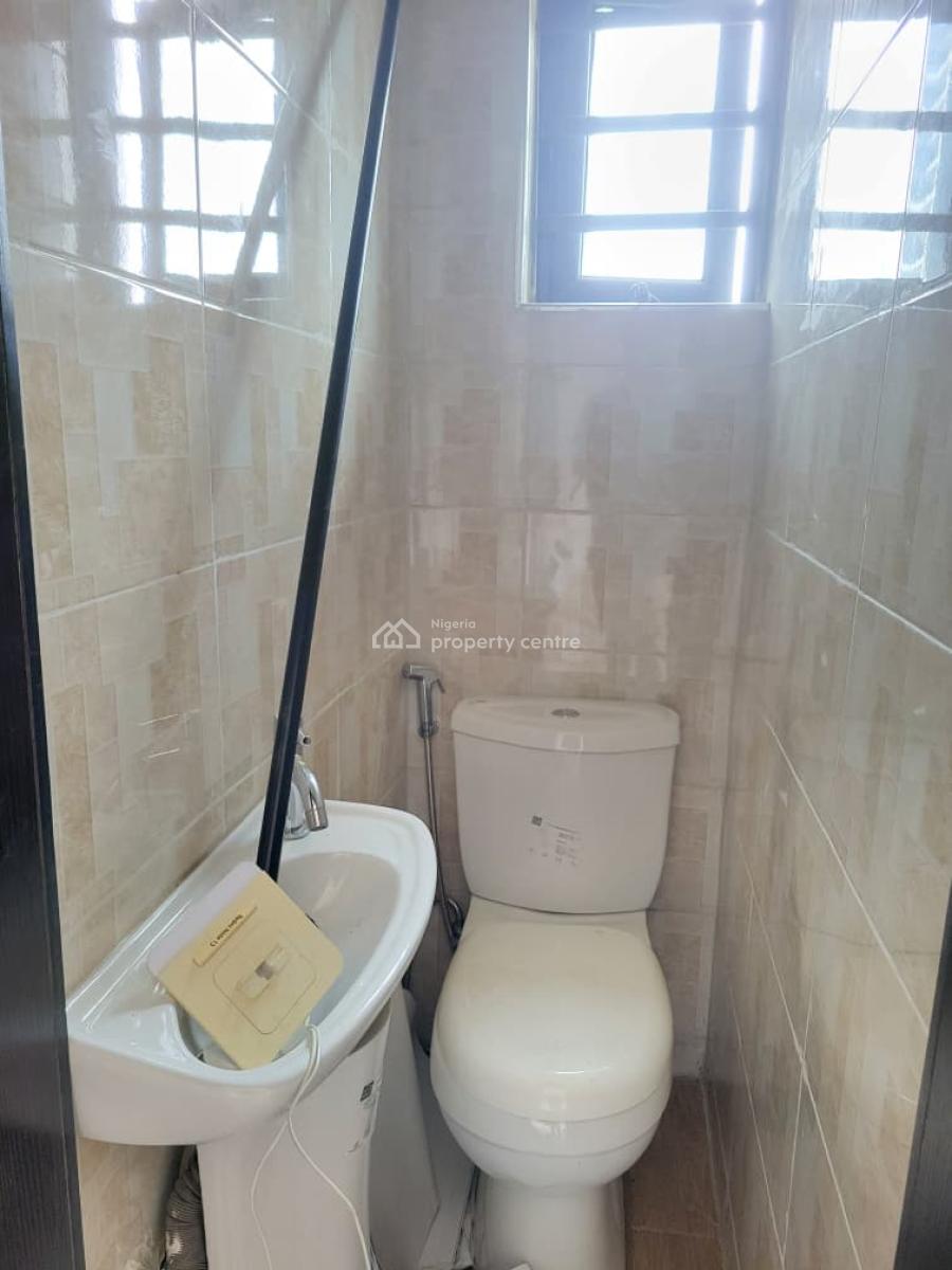 Luxury Two Bedroom Apartment Downstairs, Even Estate, Ado, Ajah, Lagos, Flat / Apartment for Rent