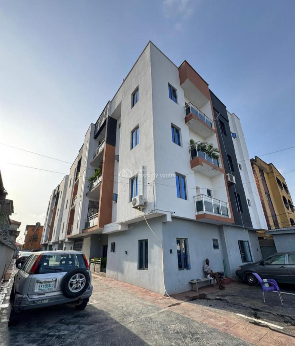 Newly Built Furnished 3 Bedroom Apartment with C of O, Surulere, Lagos, Flat / Apartment for Sale