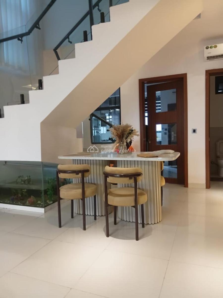 Fully Furnished 2 Bedroom Apartment, Off Freedom Way, Lekki Phase 1, Lekki, Lagos, Flat / Apartment for Rent