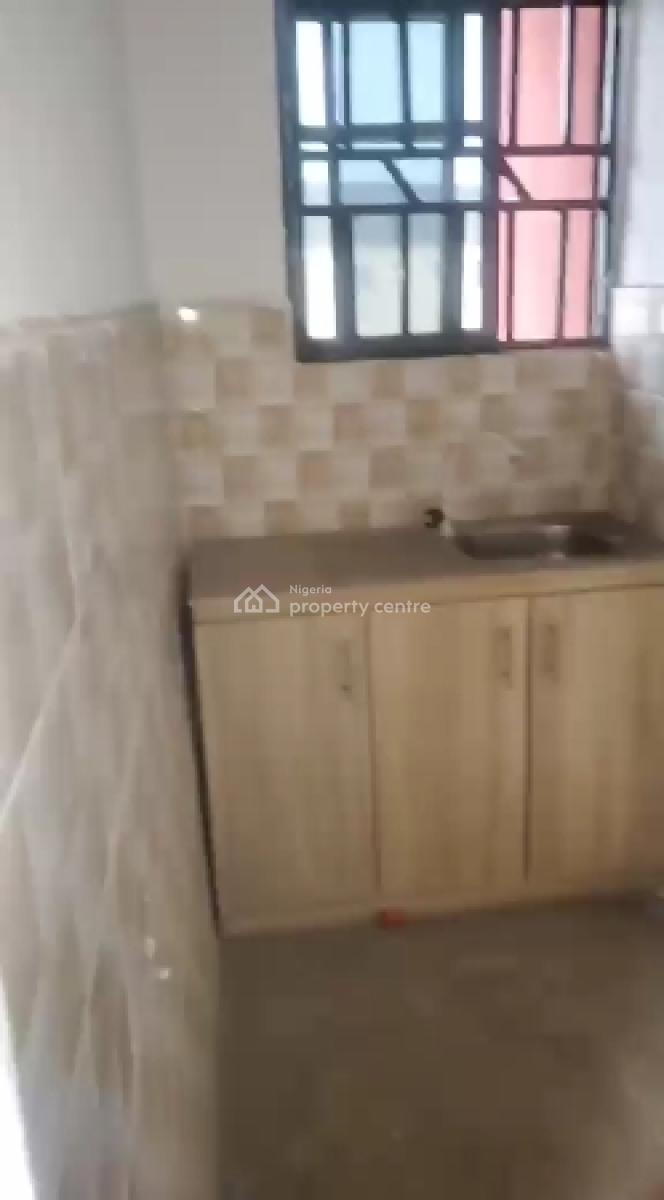 Luxurious Room and Parlour Self Contain, Constain,off Apapa Rd, Ebute Meta West Lagos, Apapa, Lagos, Mini Flat (room and Parlour) for Rent