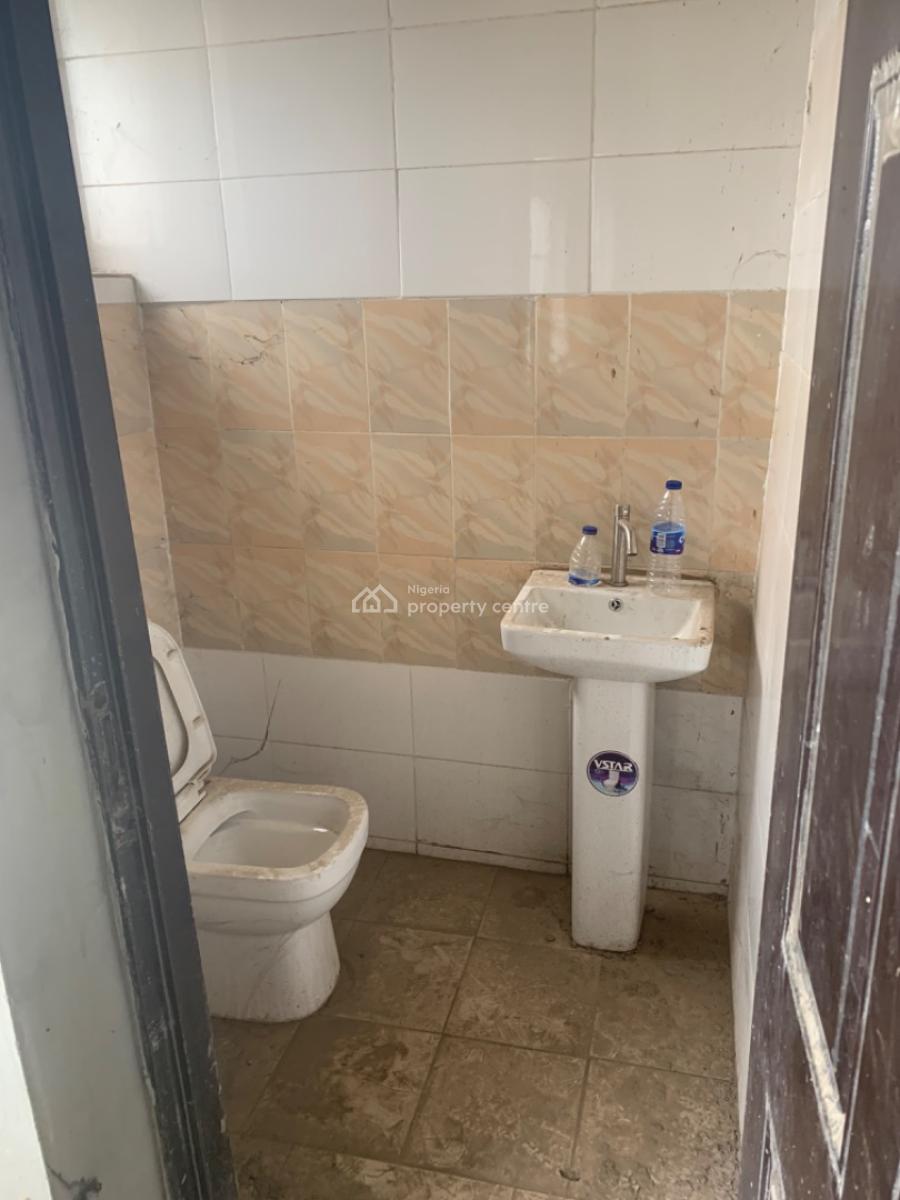 59sqm Shop/office Space on The First Floor, Jabi, Abuja, Shop for Rent