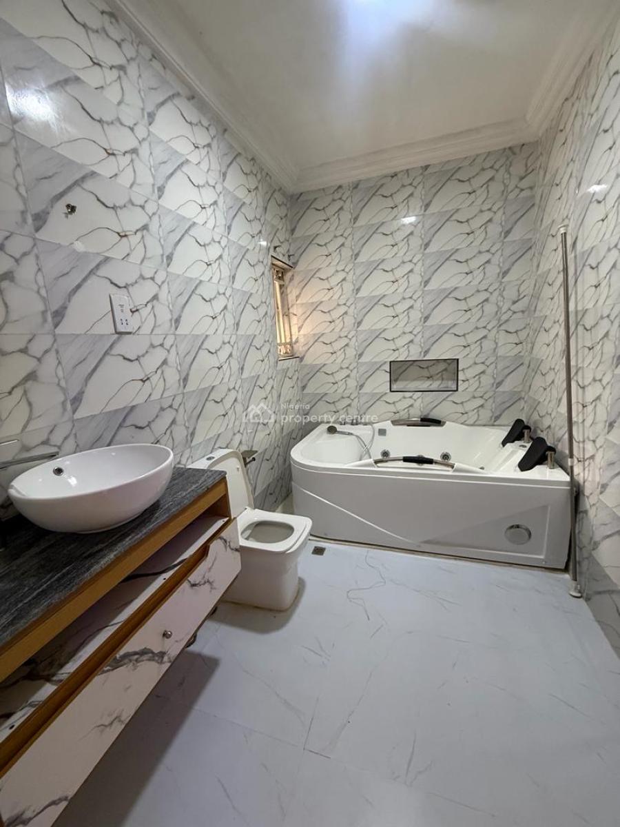 3 Bedroom Apartment with Maids Room, Banana Island, Ikoyi, Lagos, Flat / Apartment for Rent