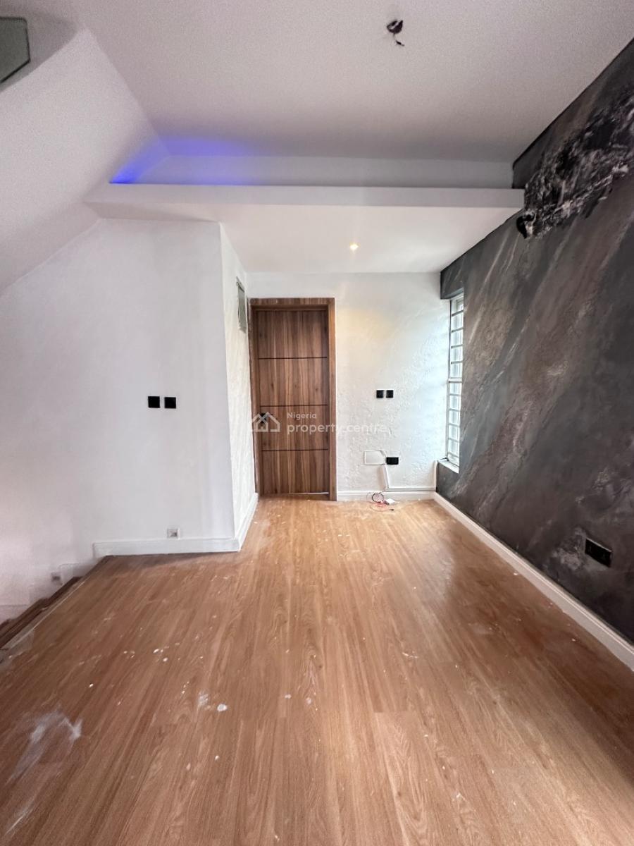 4bedroom Terrace Duplex with Bq and Gym, Under Renovation, Lekki Phase 1, Lekki, Lagos, Terraced Duplex for Rent