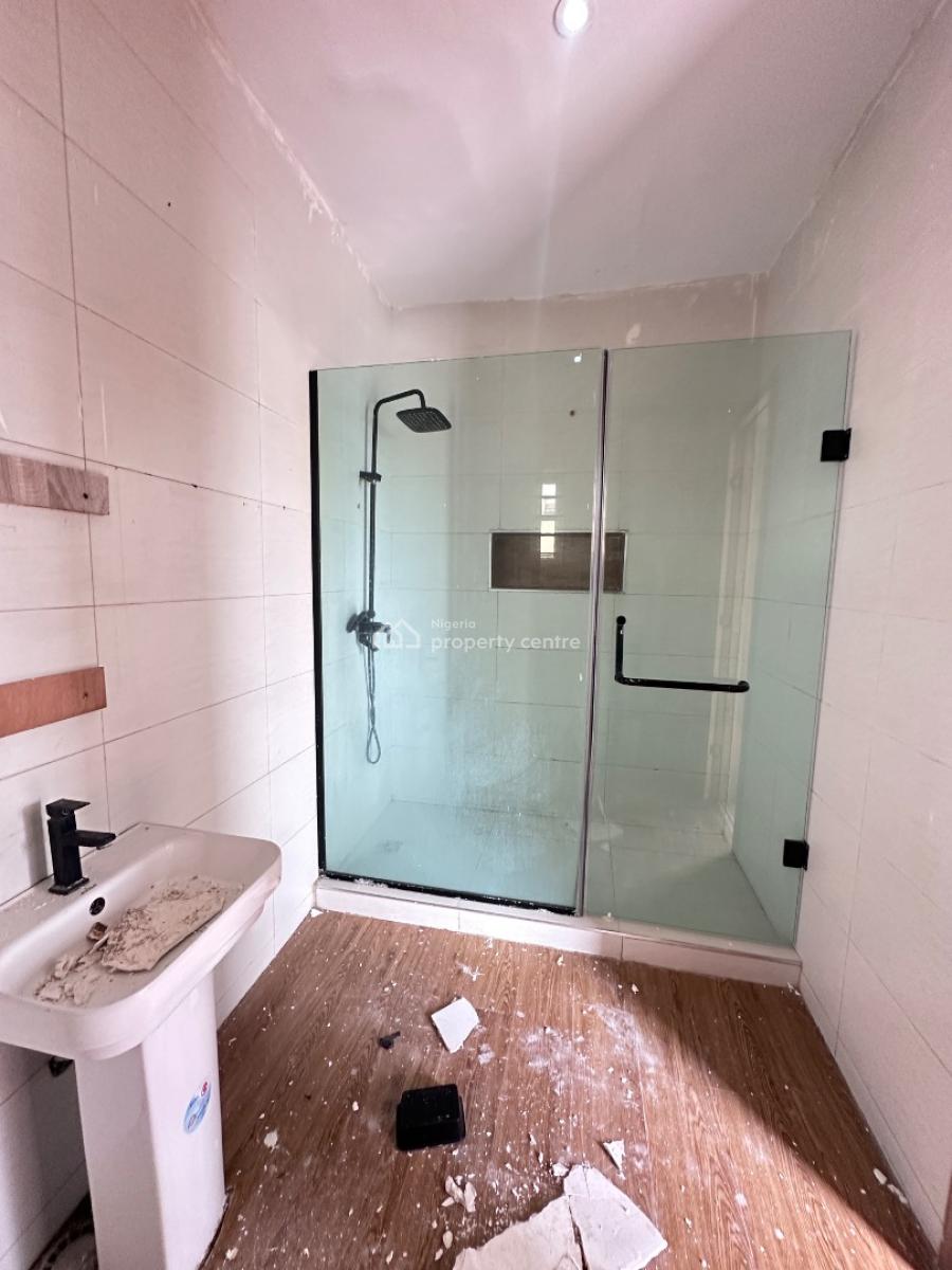 4bedroom Terrace Duplex with Bq and Gym, Under Renovation, Lekki Phase 1, Lekki, Lagos, Terraced Duplex for Rent
